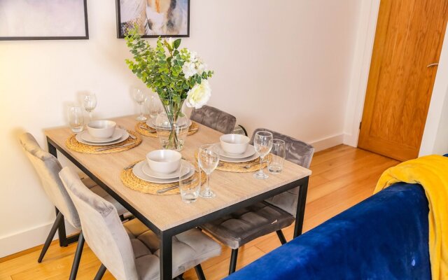 Manchester Apartments by Bevolve - City Centre