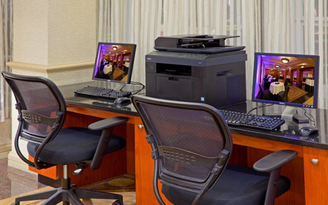 Holiday Inn East Windsor - Cranbury Area by IHG