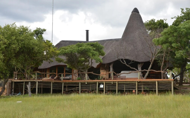 Zangarna Game Lodge