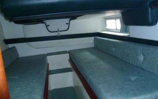 Chambre d'hôtes Bateau Amarré