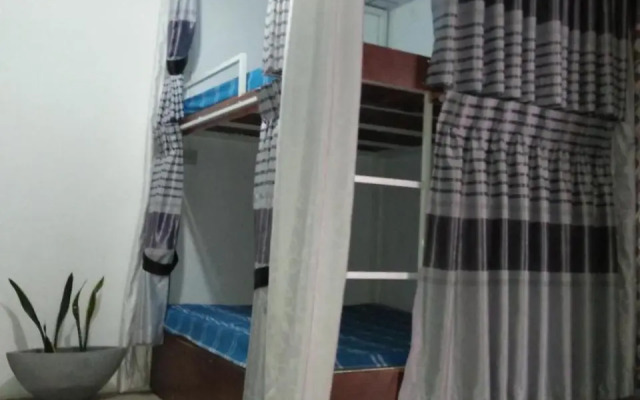 Kingfisher Family Guest & Hostel