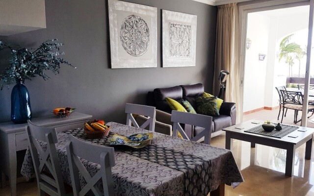 Modern Duquesa 2 Bed,outstanding View of Sea/golf