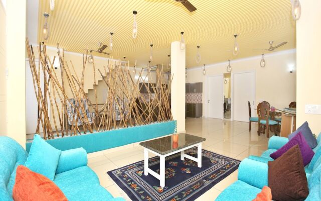 OYO 13130 Dream Nest