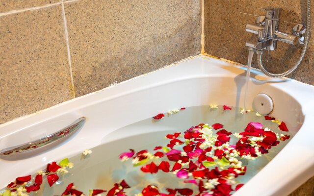 Ta Prohm Hotel & Spa