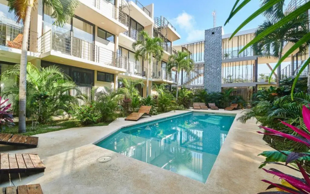 305 Amena Modern Secluded Penthouse w/ Private Pool & Gym