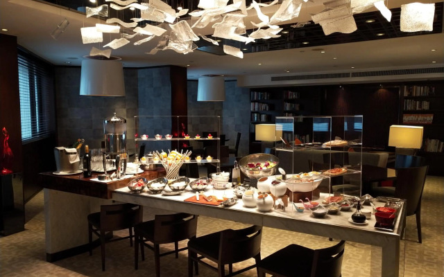 Gateway Hotel