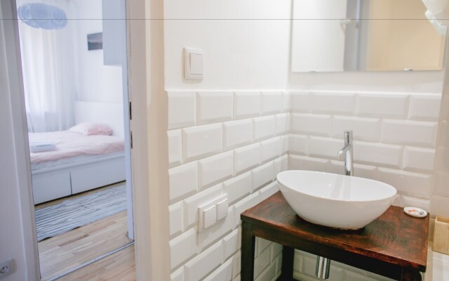 Dzielna 11 - 1BR by Homeprime