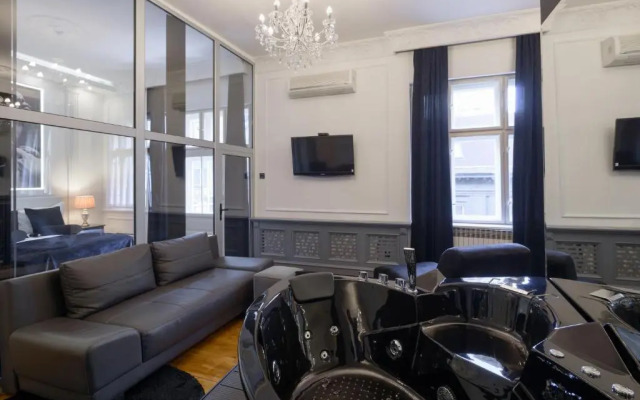 Ben Akiba Luxury Suites