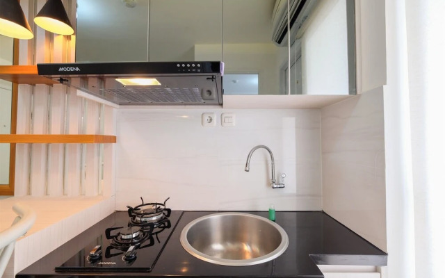 Compact Bassura City Apartment near Jatinegara