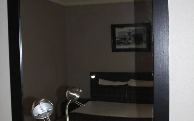 Galaxy Motel