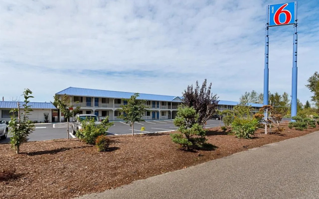 Motel 6 Ferndale WA
