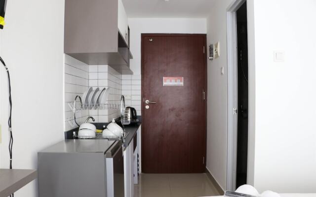 Comfy Stay Studio At Sayana Bekasi Apartment