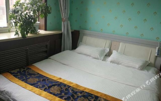 Lianchi Hotel