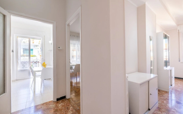 Sea View Central Apartment