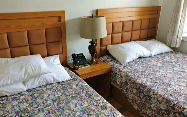 Pemberton Hotel
