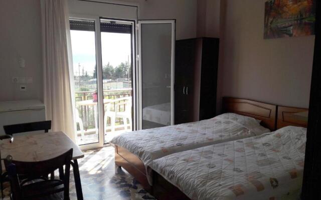 Rooms-Studio Anagnostou