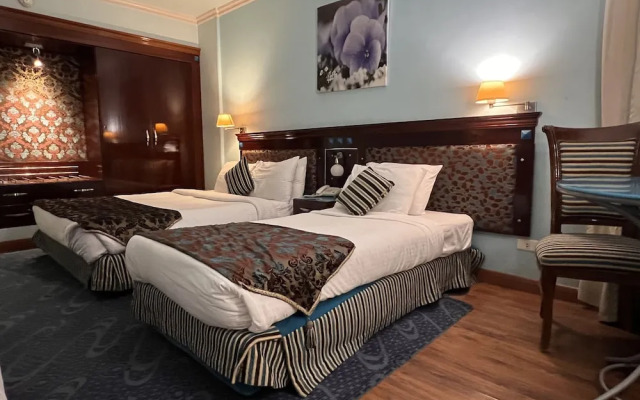 Santana Hotel