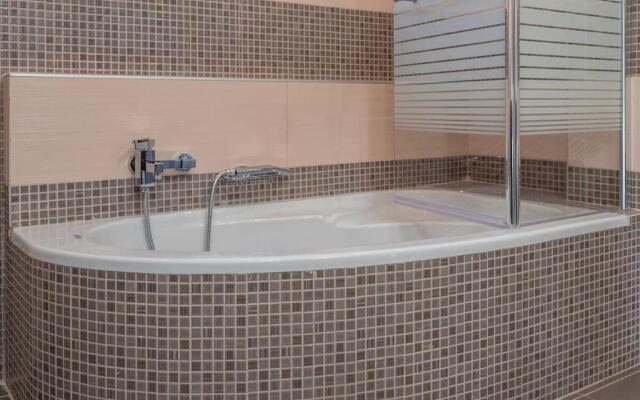 ''Aeolos'' Luxury Villa