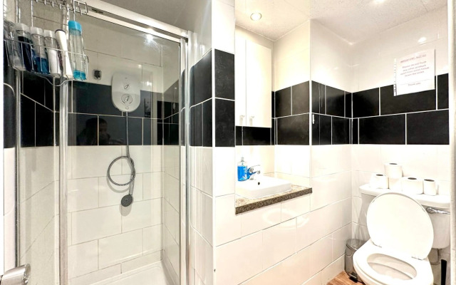 Chaltons Guest House