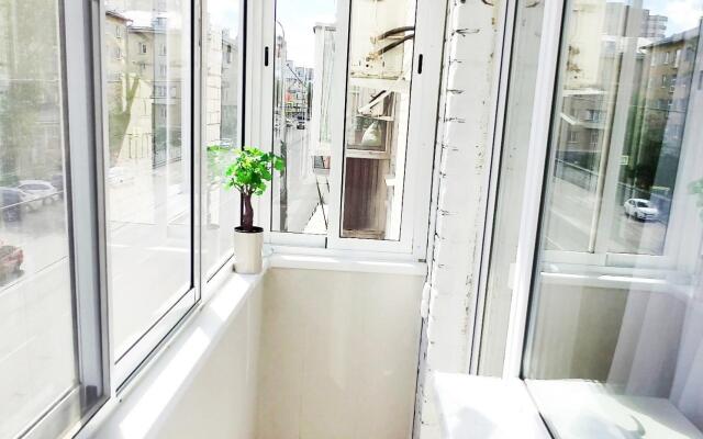 Мои Апарты на улице Коммуны 86