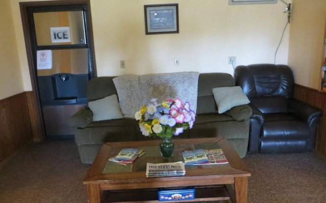 AmeriVu Inn and Suites