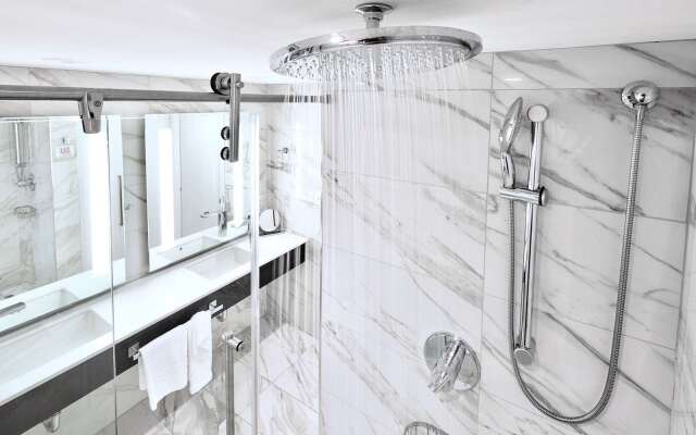 Weber's Hotel & Restaurant