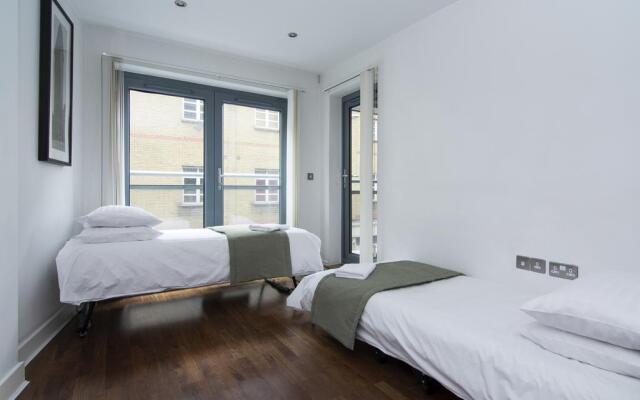 Truman House Apartment