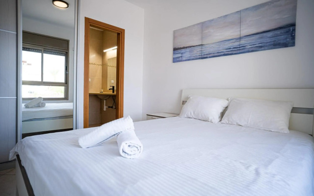 Hoshen 38 By Sun And View