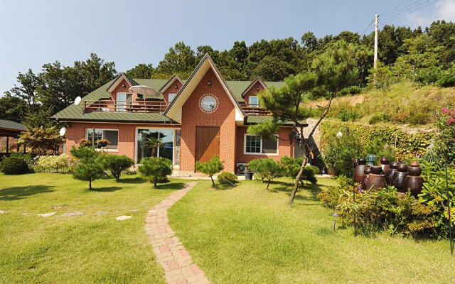 Ganghwa Wild Flower Pension