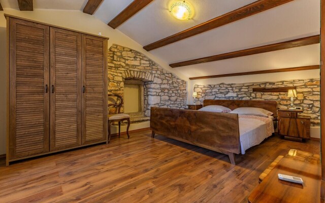 Amazing Home in Medulin With Wifi and 4 Bedrooms