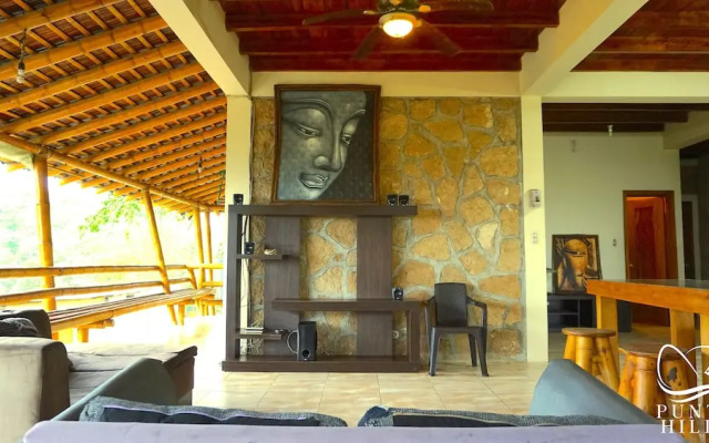 Punta Hills Montanita