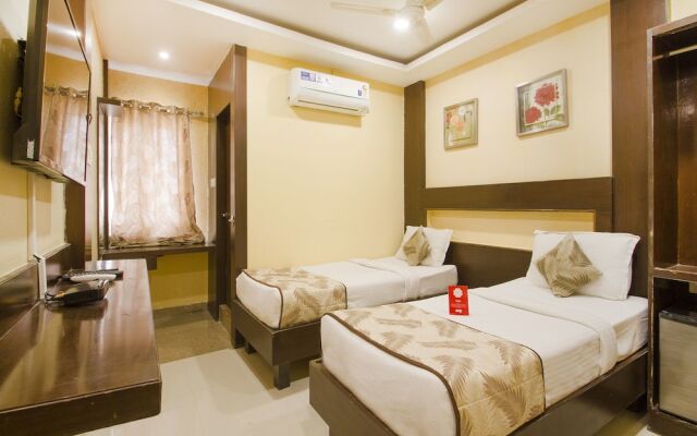 OYO 10168 Hotel AVS Sweet Magic