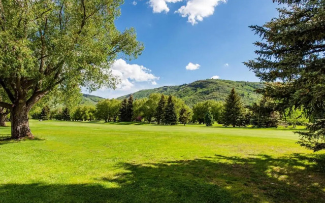 Park Avenue Condominiums | Park City Resort Lodging