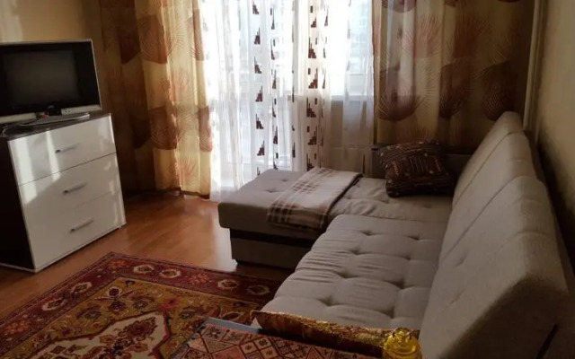 Строителей 90Б