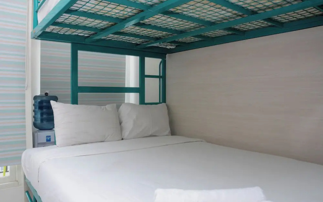 Comfort Studio Apartment for 4 Pax at Podomoro Golf View – Guest Rooms – Depok