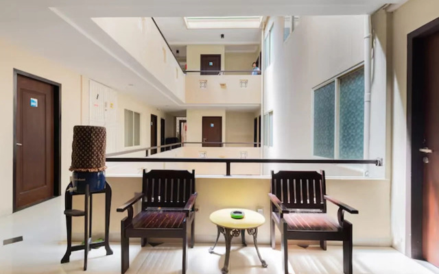 Hotel O Surabaya City Center Near Wonokromo Station