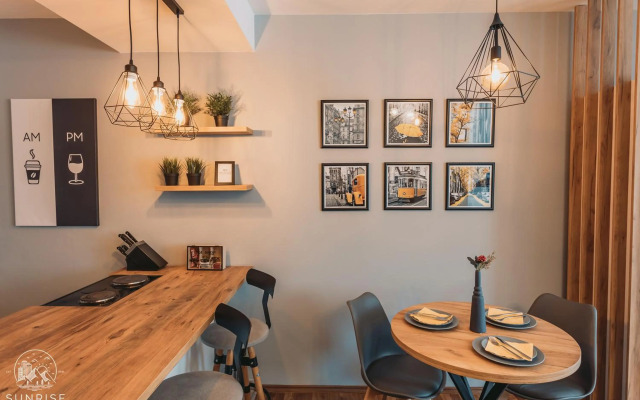 Sunrise Luxury Apartment