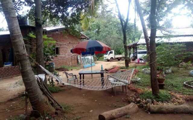 Yoho Mango Tree Home Stay & Hostel