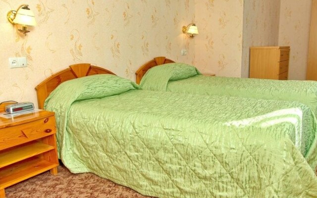 Silk Road Lodge