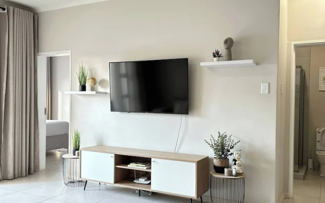 Humble Abode - 93 On New - Midrand
