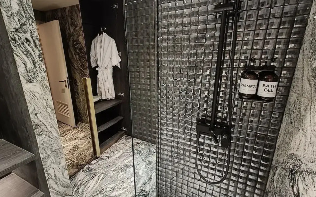 The All-Suite Pentacity Hotel Balikpapan