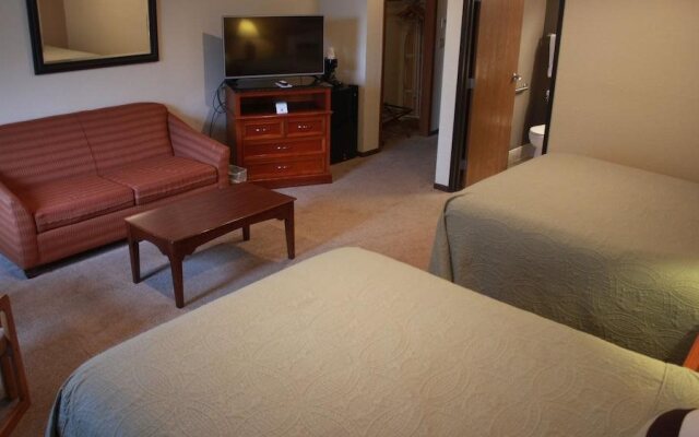 Shawano Four Seasons Hotel