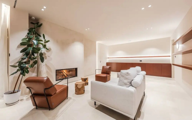 Jerina Mansion 6BR Villa With Private Pool