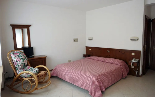 Albergo De March