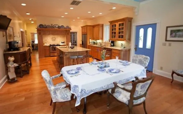 Heron Cove Bed & Breakfast