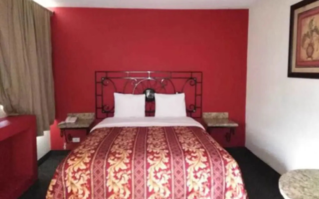 Hotel El Descanso Inn