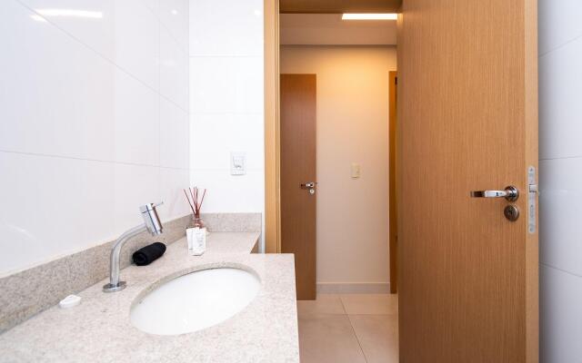 3 quartos ao lado do Shopping Flamboyant- FRP902