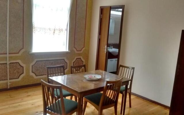 Guest House With Garden