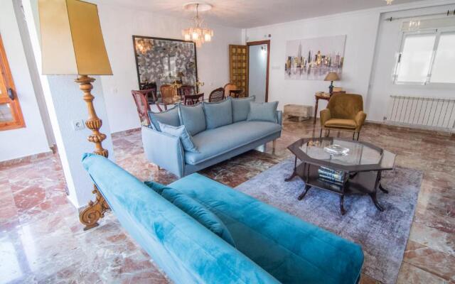 tuGuest Gran Via 42 Apartment