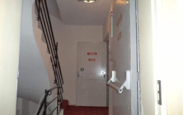 Merkez Otel